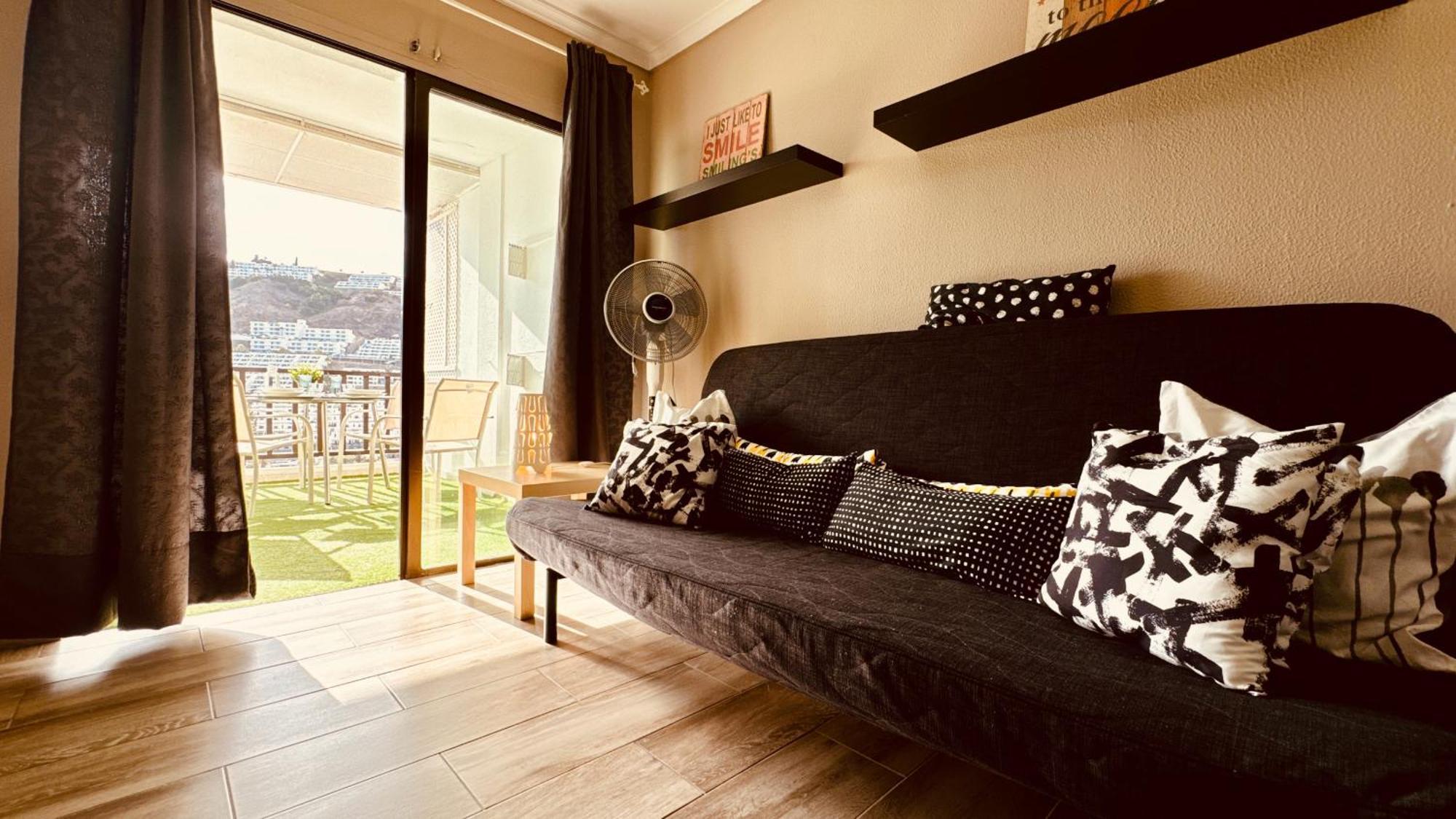 Click & Guest - Atlantic Views In Puerto Rico Apartment *