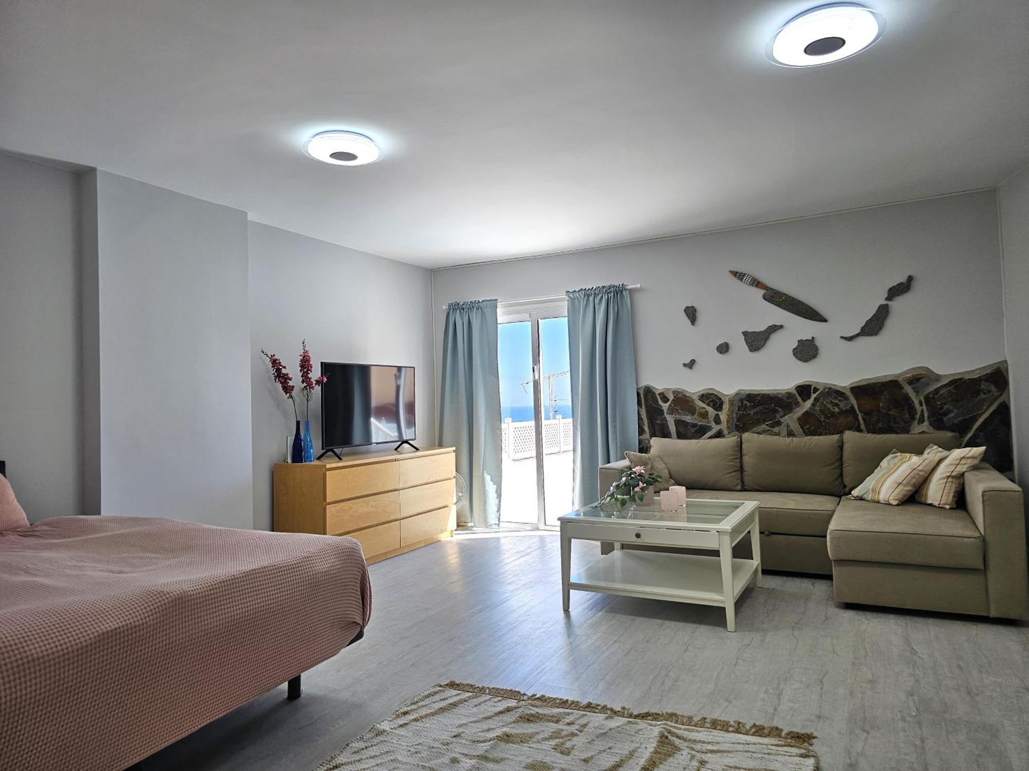 Exclusive With Heated Saltwater Pool, Roof Terrace With Beautiful Views In Mogan Villa Arguineguin