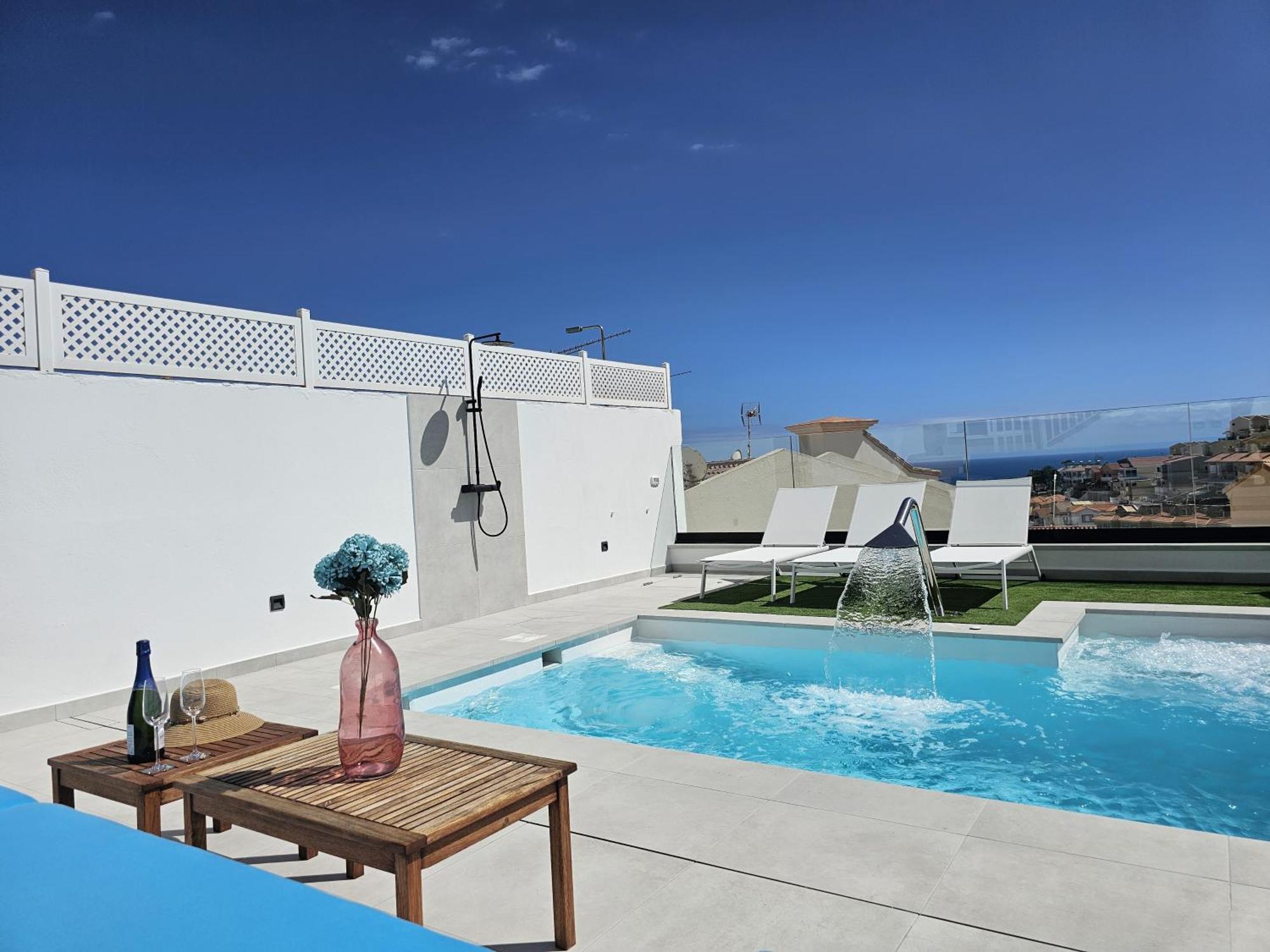 Villa Exclusive With Heated Saltwater Pool, Roof Terrace With Beautiful Views In Mogan Arguineguin