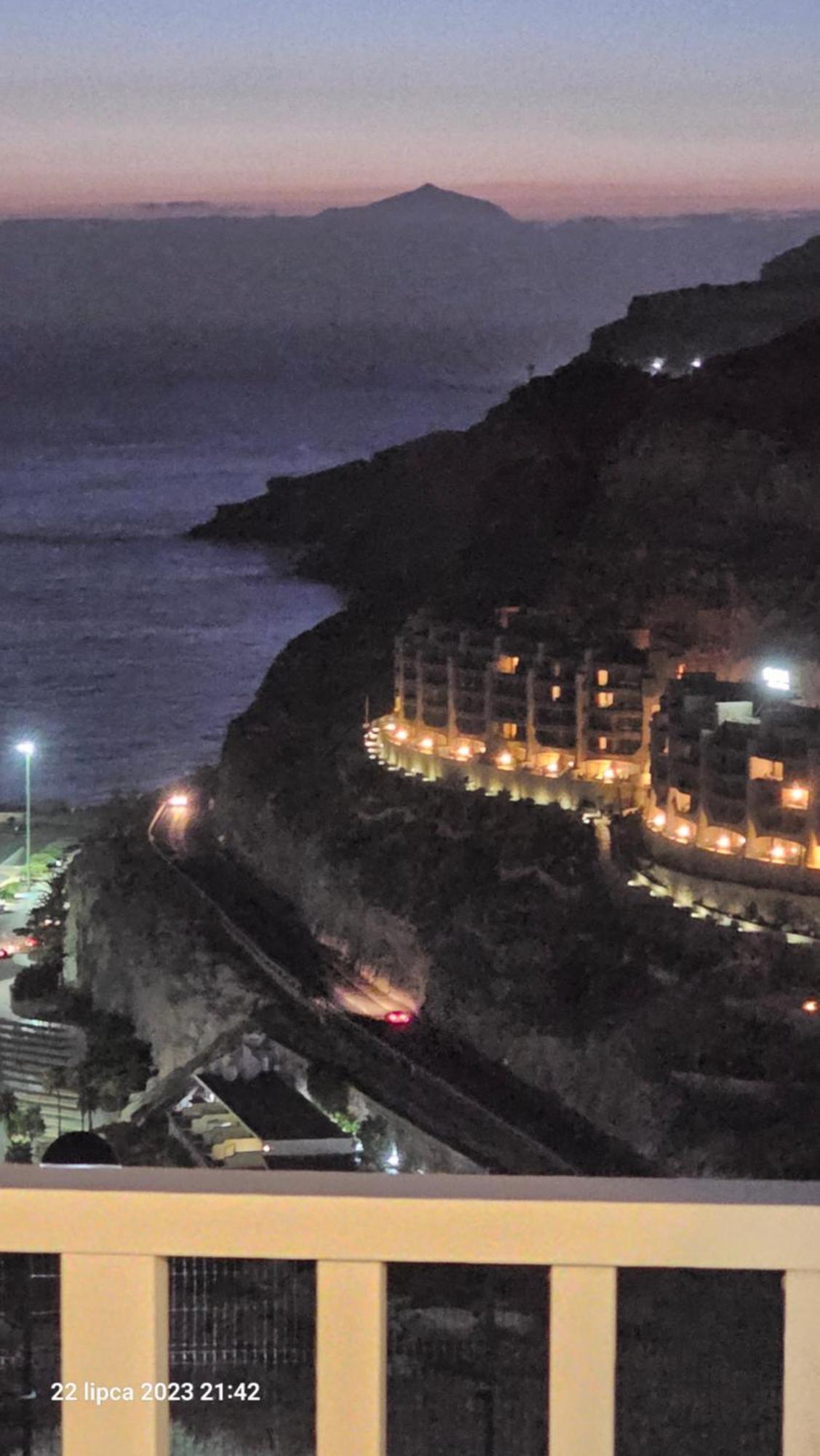 Puerto Rico, Balkon Amadores, Sea And Tenerife View * Mogan