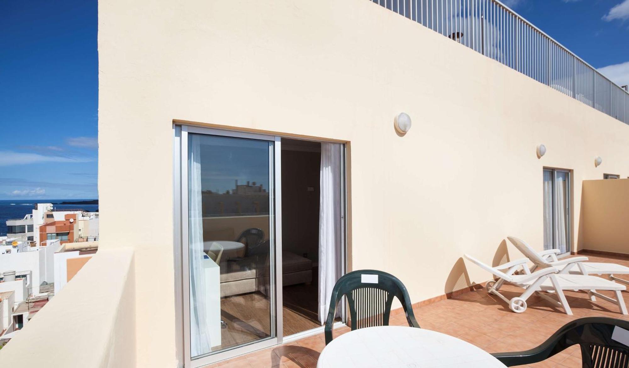 Nh Palmas Playa Canteras Hotel