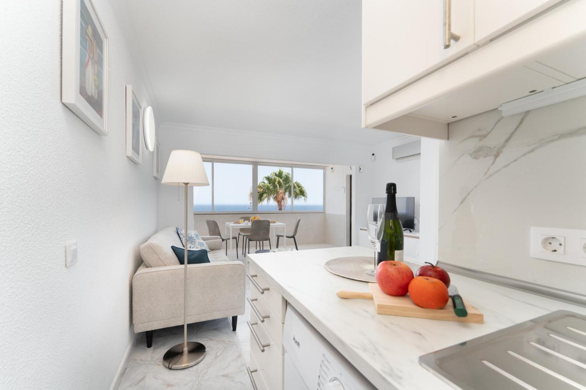Amazing Sea View Monte Rojo Apartment *