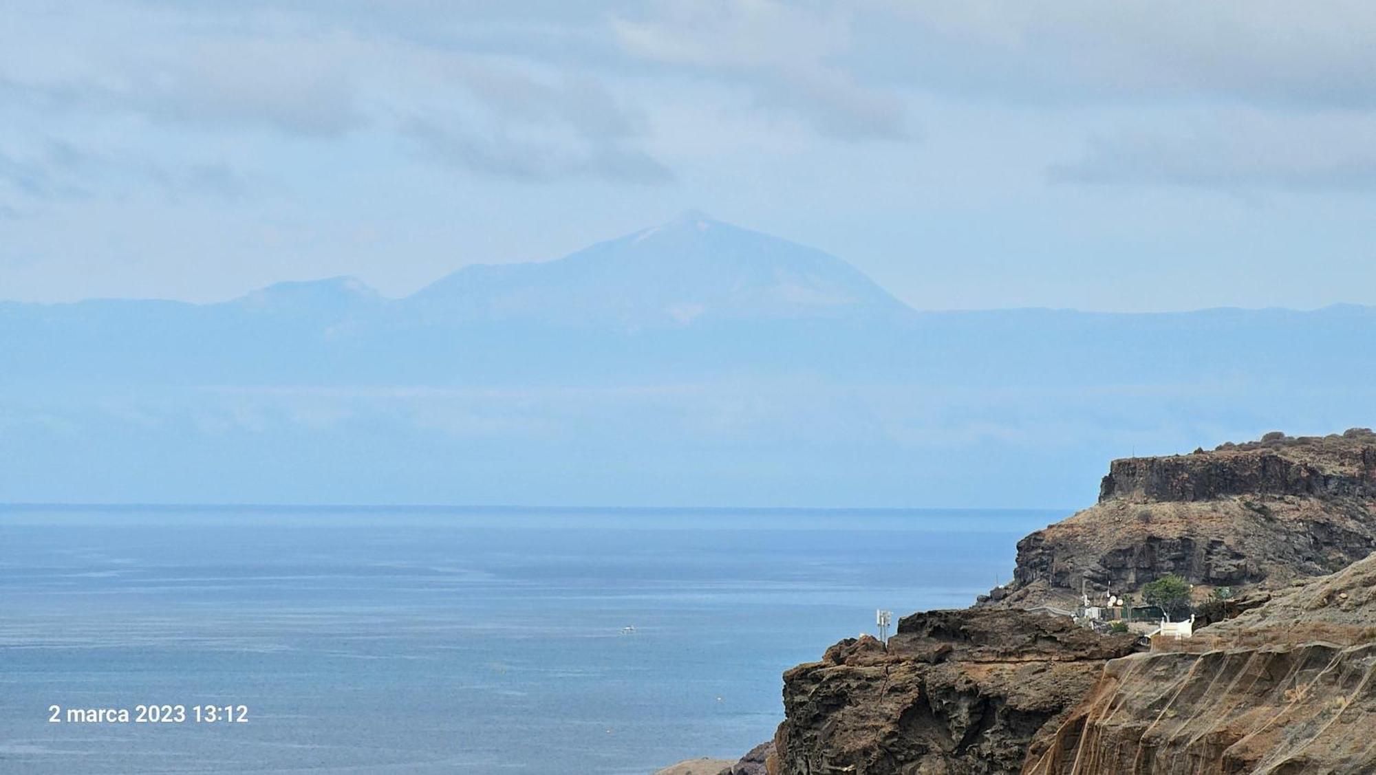 Puerto Rico, Balkon Amadores, Sea And Tenerife View