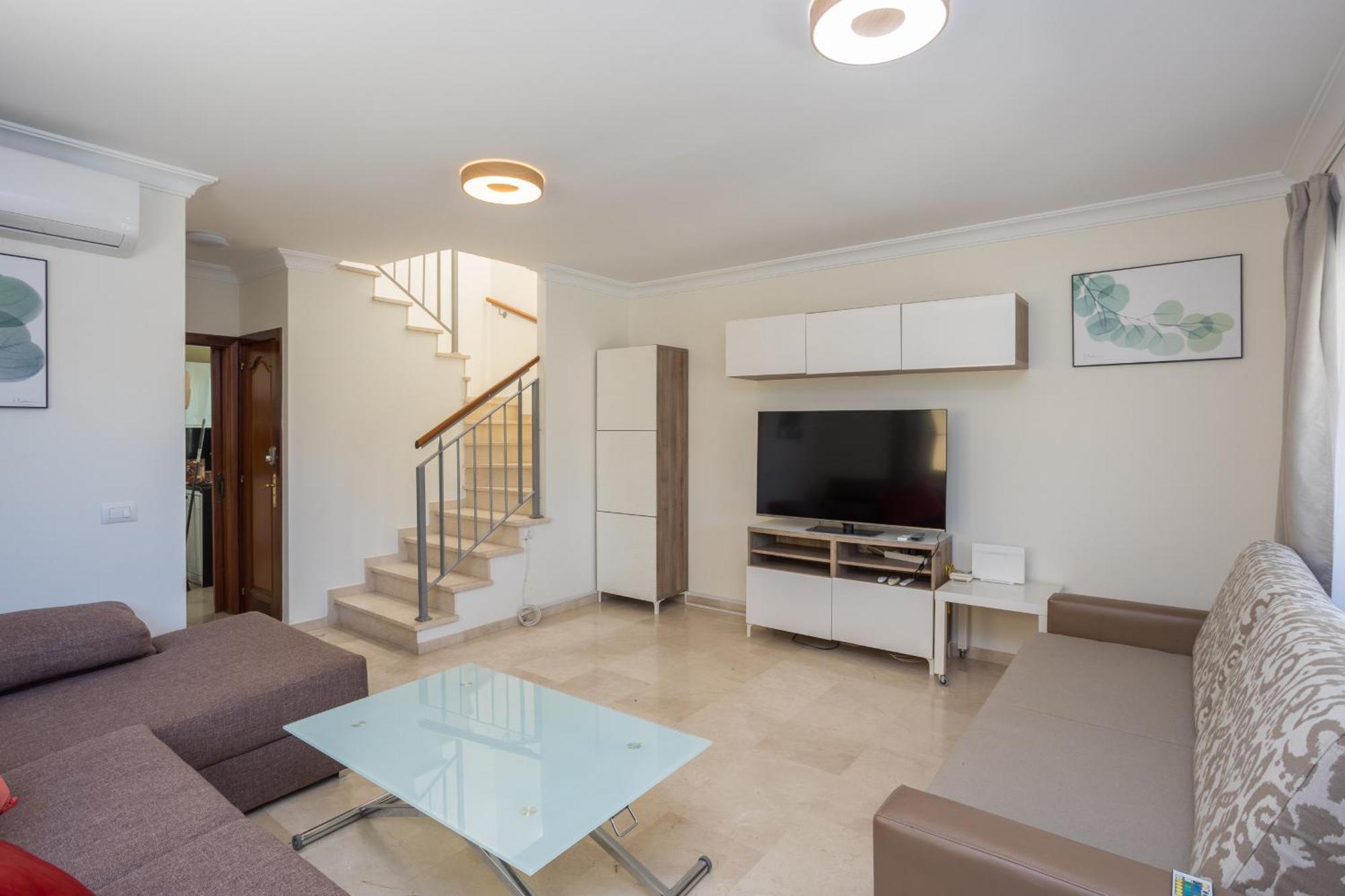 Apartment 3br Valley Dreamhouse -solarium Terrace Aircon & Parking Puerto Rico (Gran Canaria)