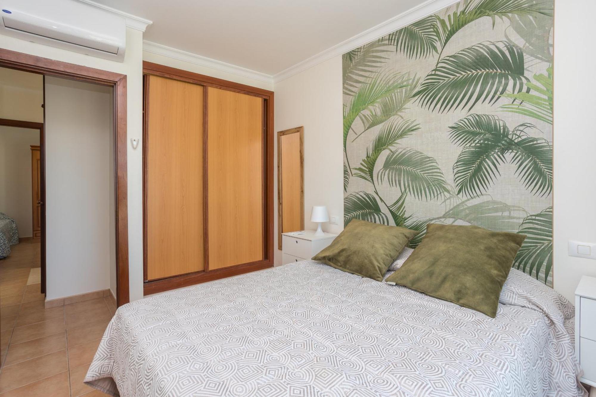 Apartment 3br Valley Dreamhouse -solarium Terrace Aircon & Parking Puerto Rico (Gran Canaria)