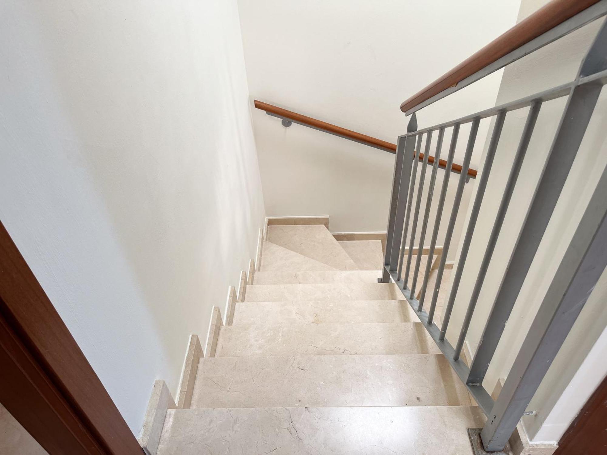 3br Valley Dreamhouse -solarium Terrace Aircon & Parking Apartment *