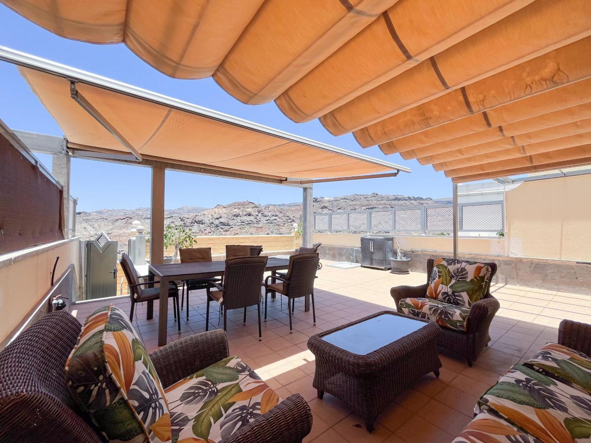 3br Valley Dreamhouse -solarium Terrace Aircon & Parking *