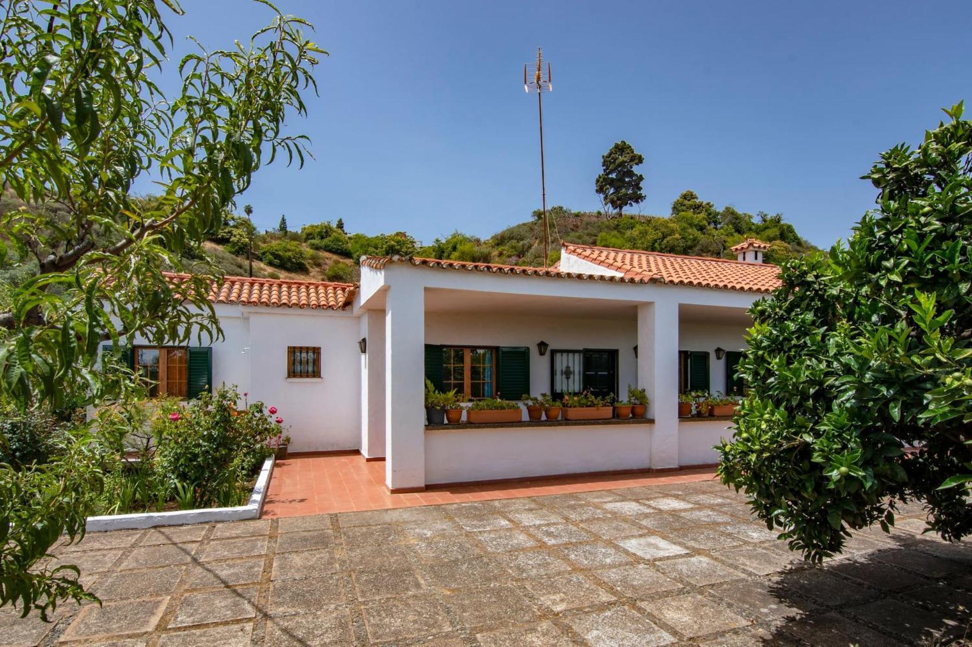 La Casita De Don Enrique * Vega de San Mateo