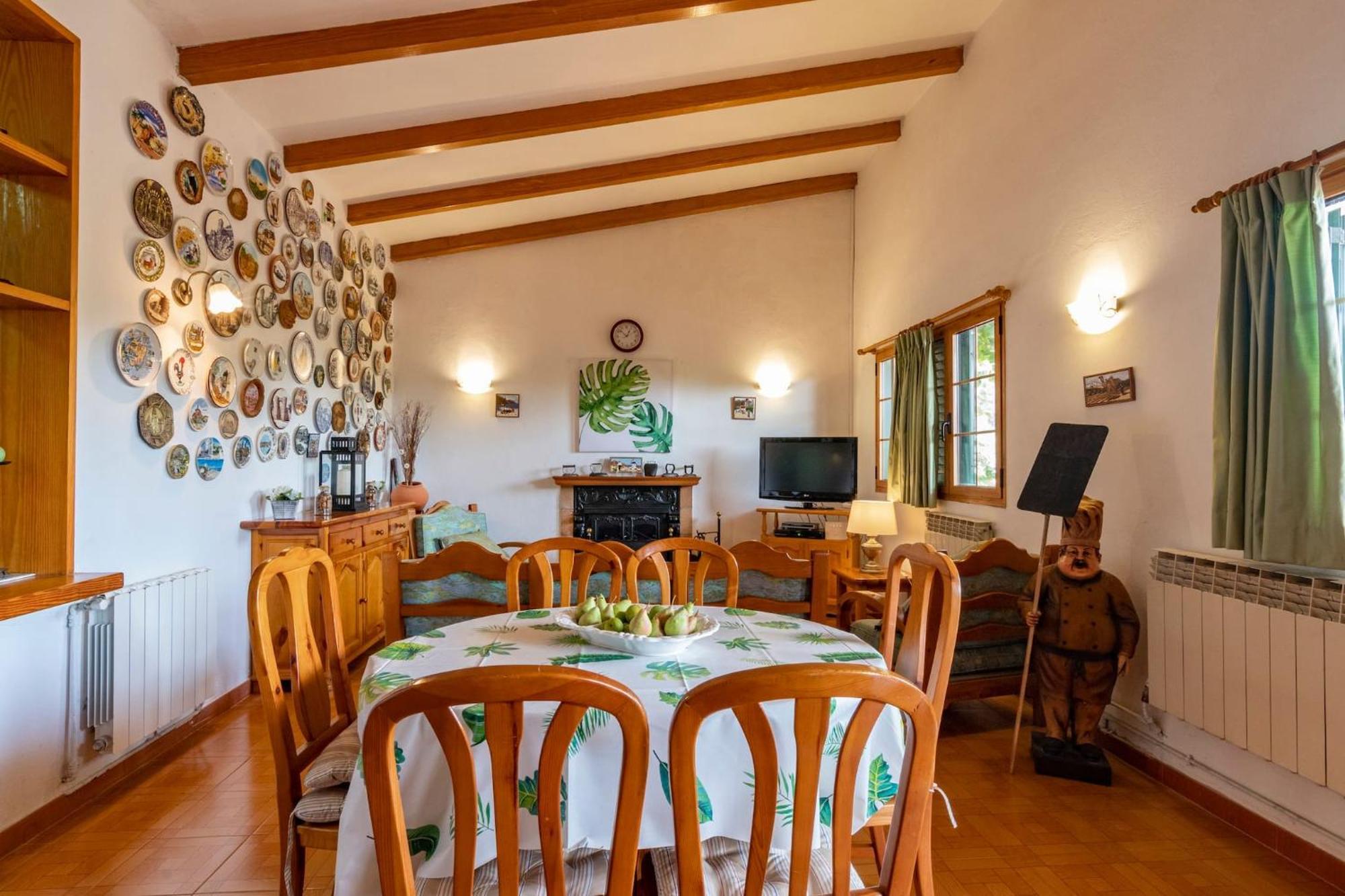 La Casita De Don Enrique Holiday home Vega de San Mateo