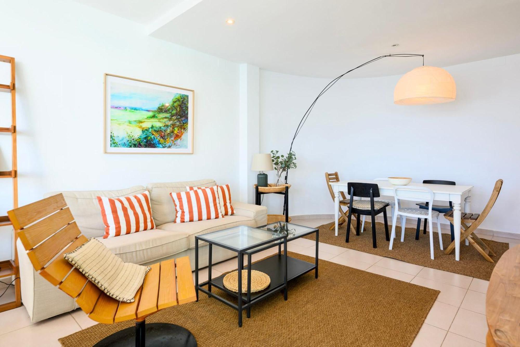 Spectacular 3-bedroom Ocean View In Canteras *