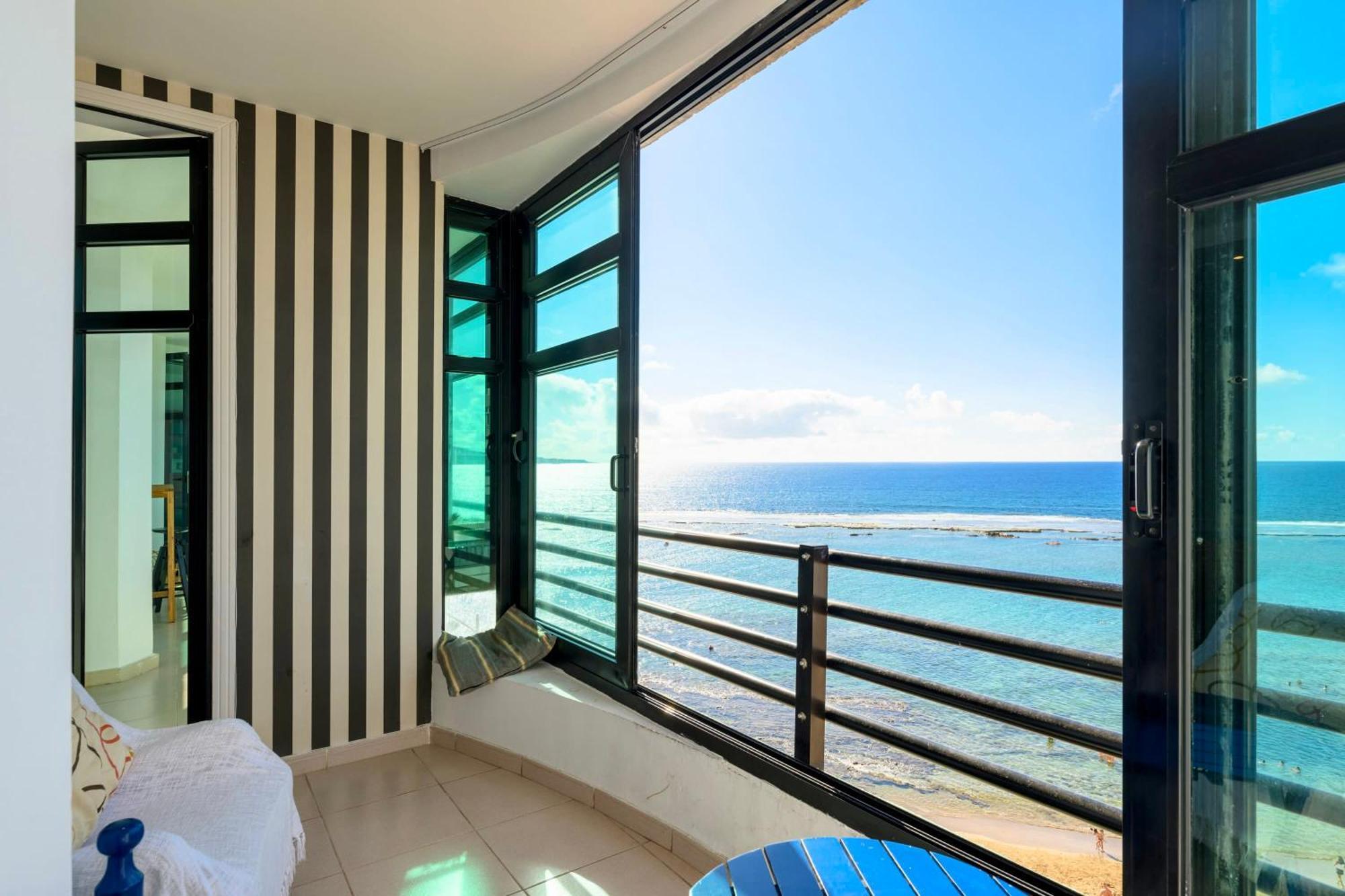 Spectacular 3-bedroom Ocean View In Canteras Apartment Las Palmas de Gran Canaria