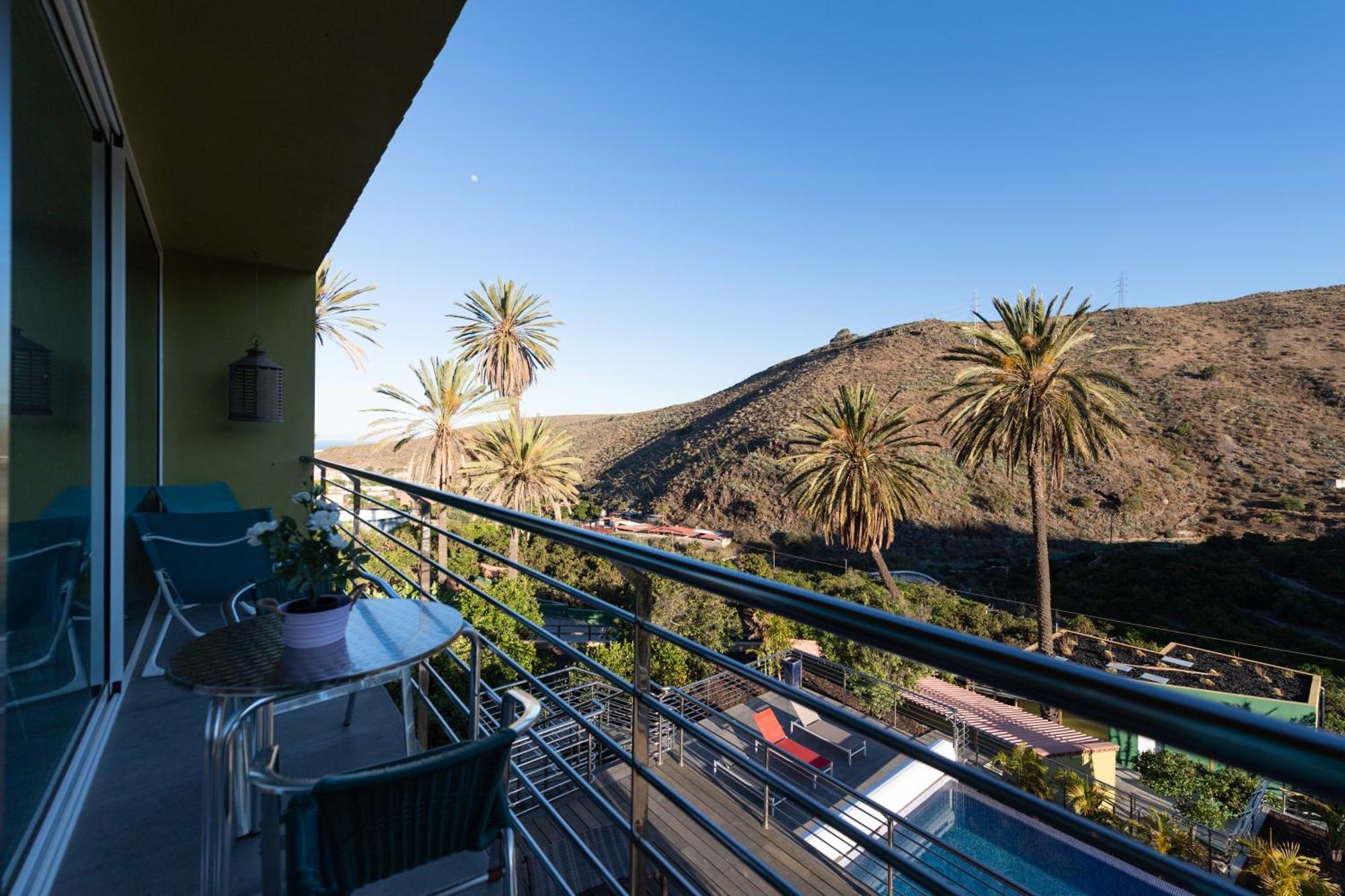 Holidays & Health In Oasis Telde