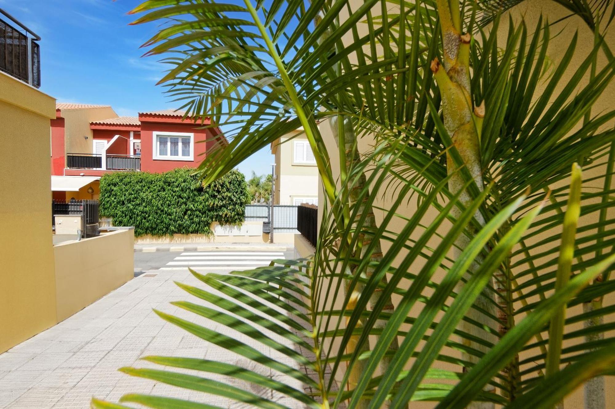 Anil Meloneras Villa *