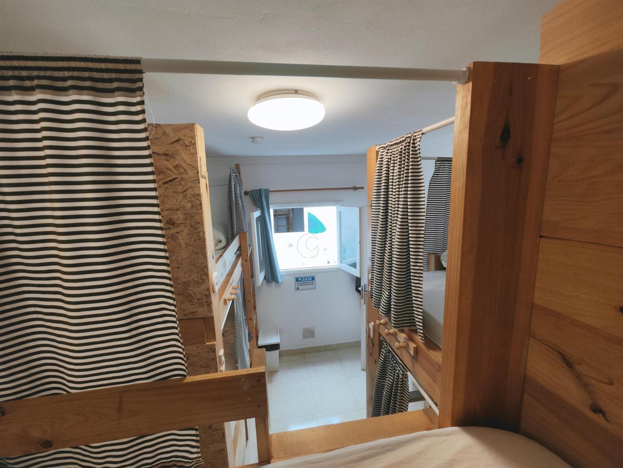 Hostel La Ventana Azul Surf Las Palmas / Gran Canaria