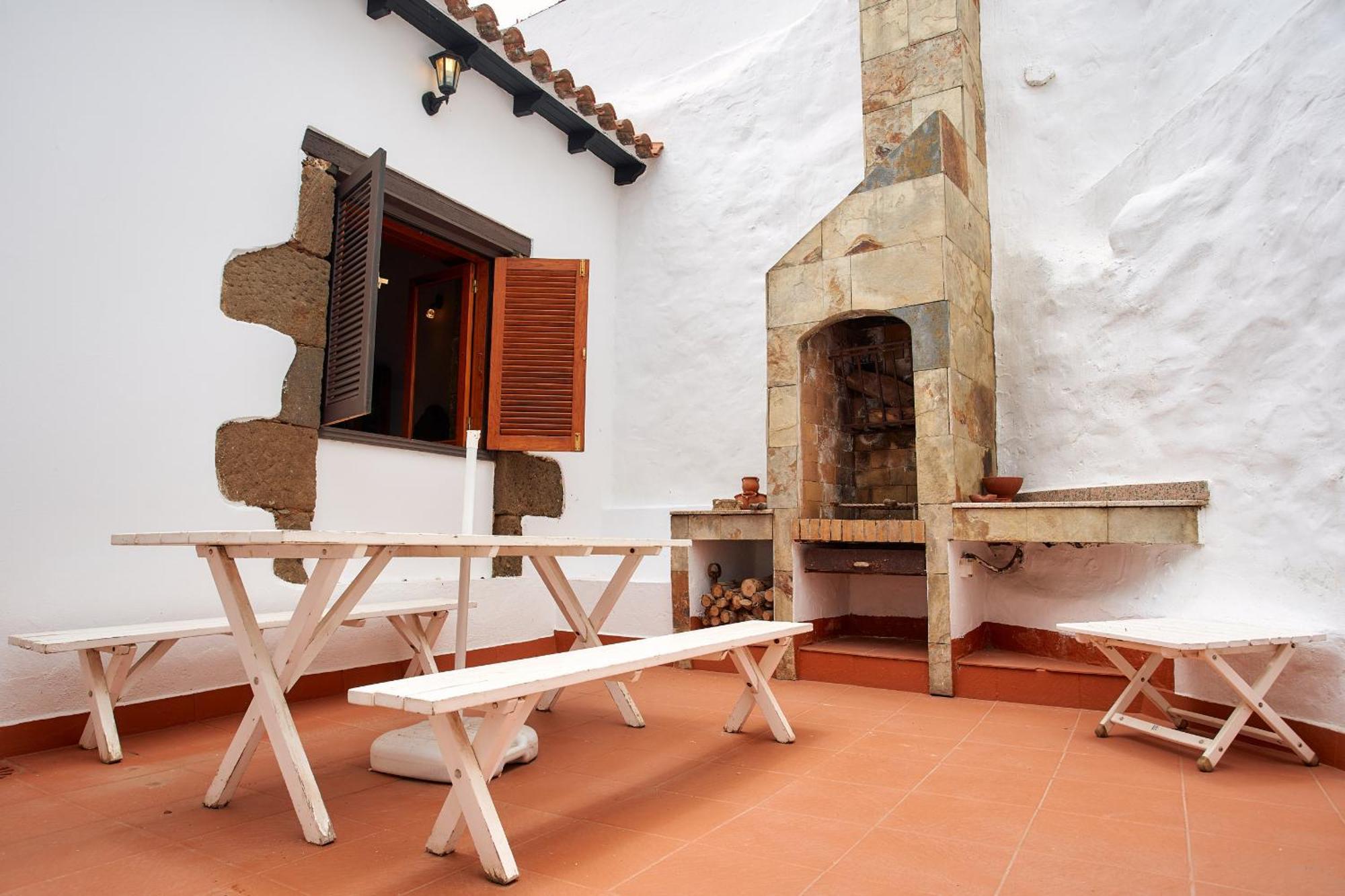 Historic House With A View In The Old Town Holiday home Vega de San Mateo