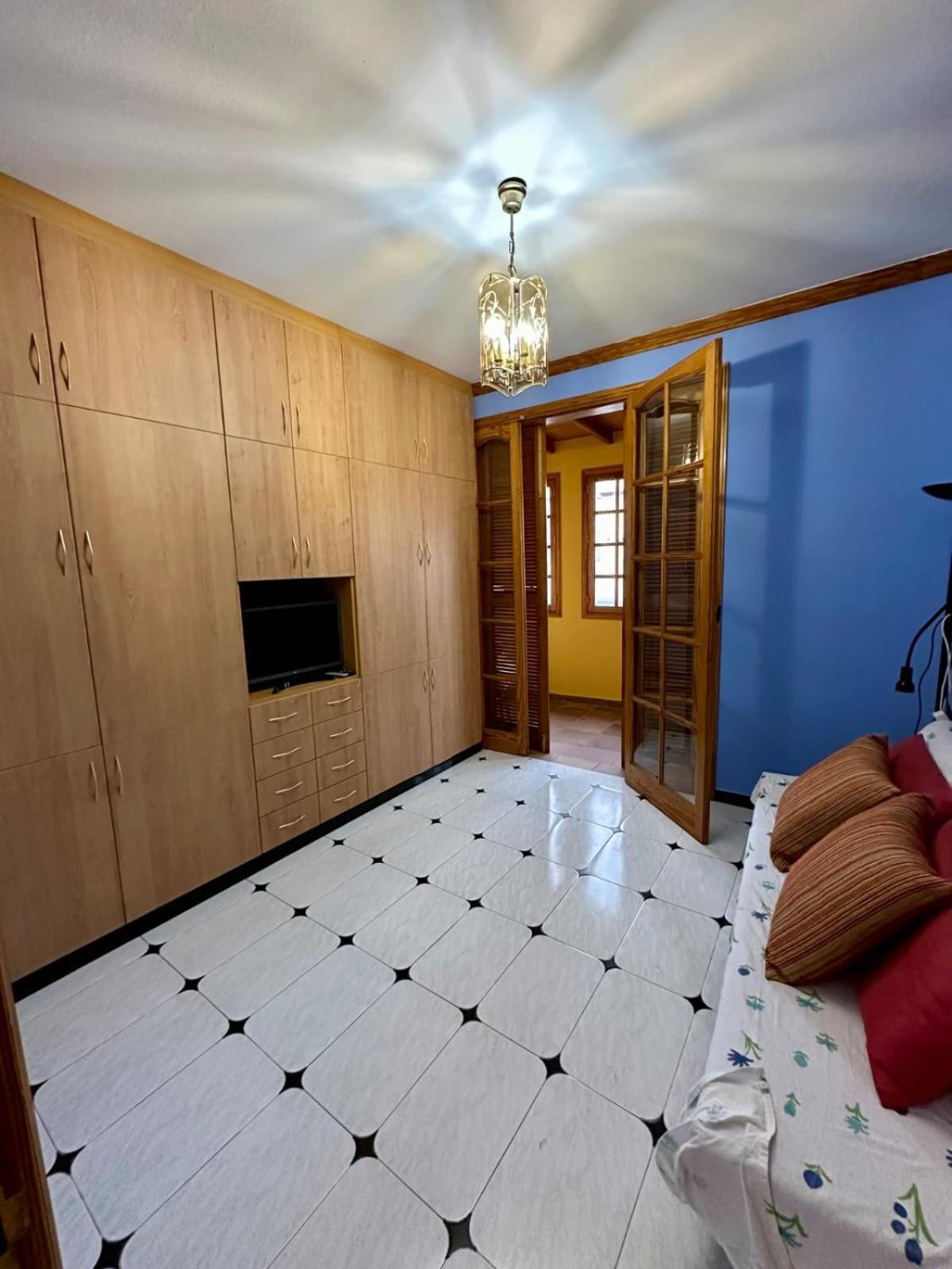 Casa Loli Y Сasa de vacaciones
