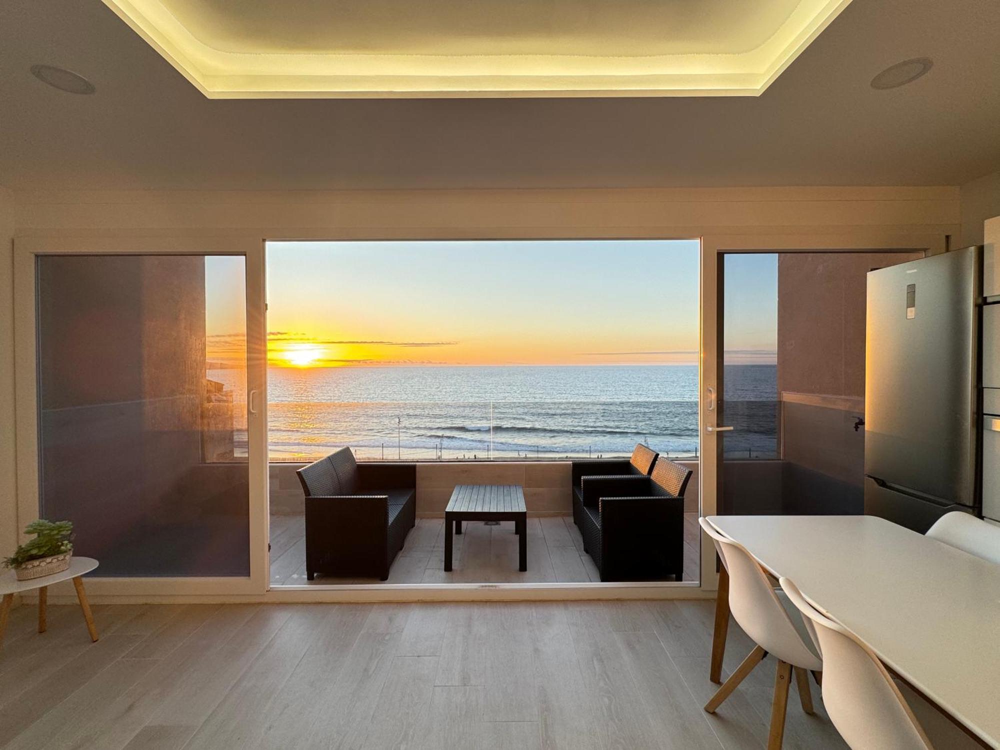 Atico Vistas Mar Playa Canteras Apartment *
