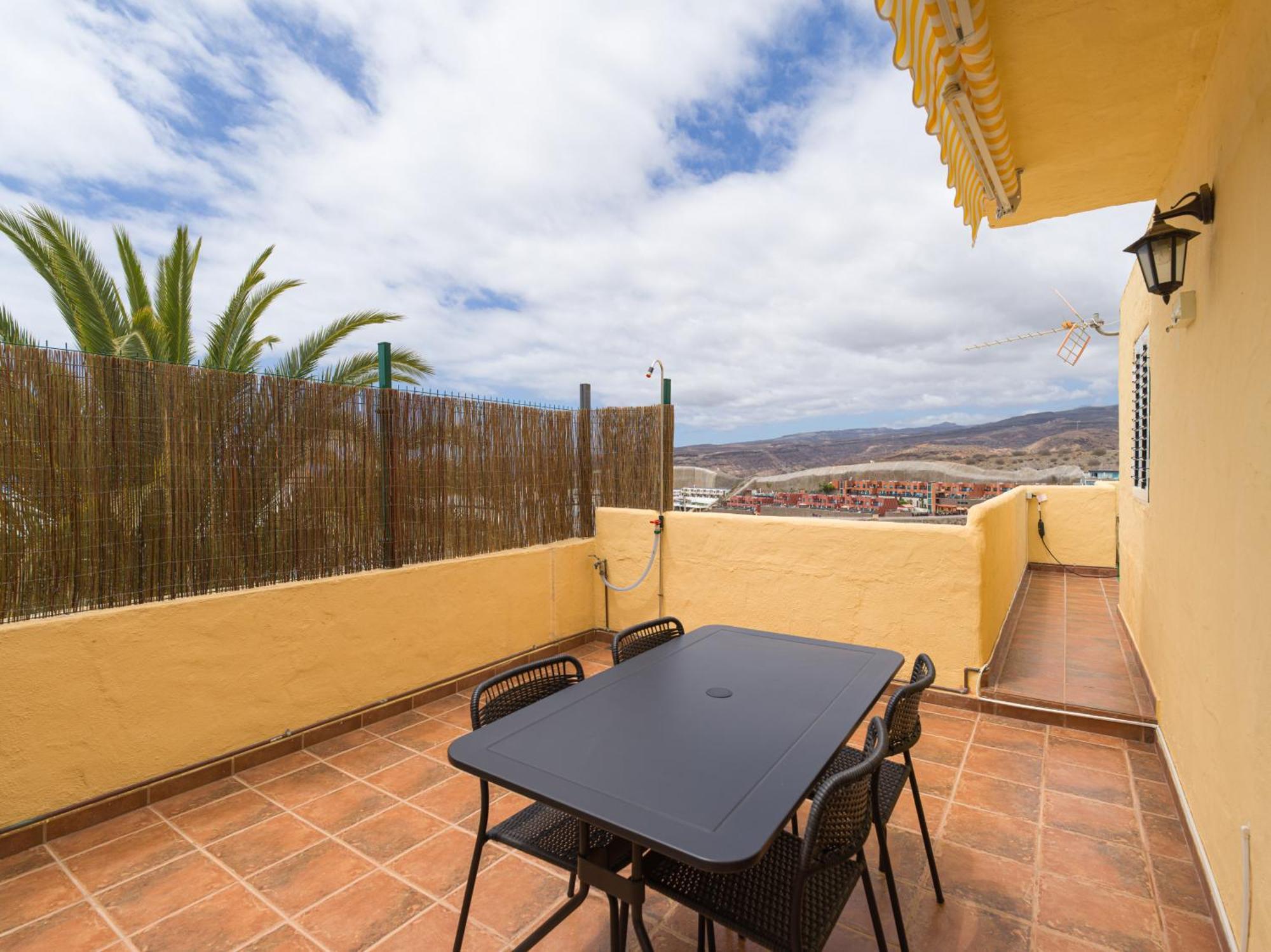 Apartment Private Solarium Views - Jacuzzi Mogan