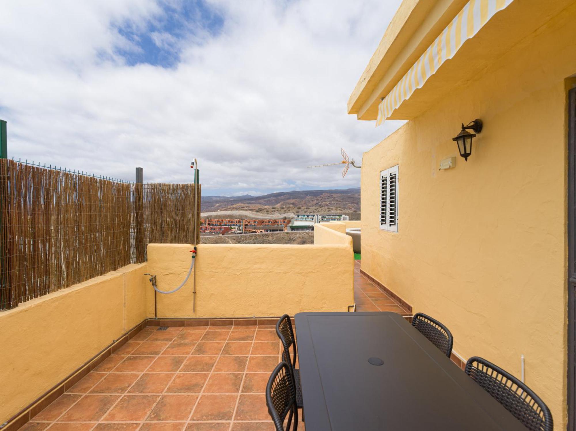 Apartment Private Solarium Views - Jacuzzi Mogan