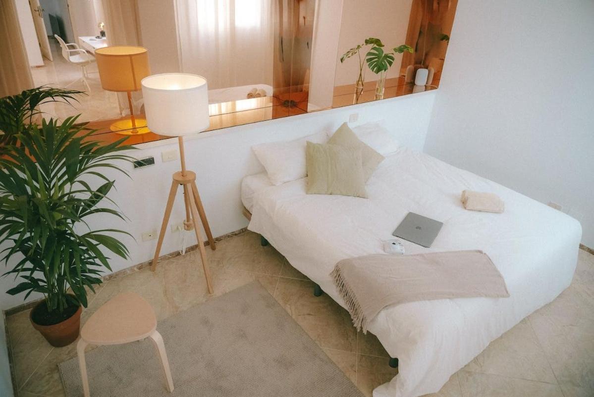 Luxury Beachfront Penthouse With Stunning Views * Las Palmas de Gran Canaria