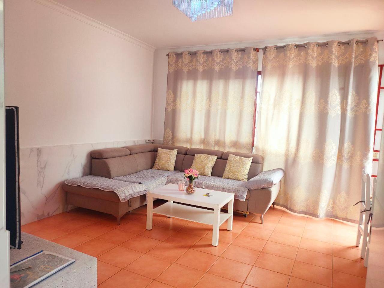 Big Puerto Rico With Heated Saltwater Jacuzzi Pool & Bbq & Private Parking Puerto Rico (Gran Canaria)