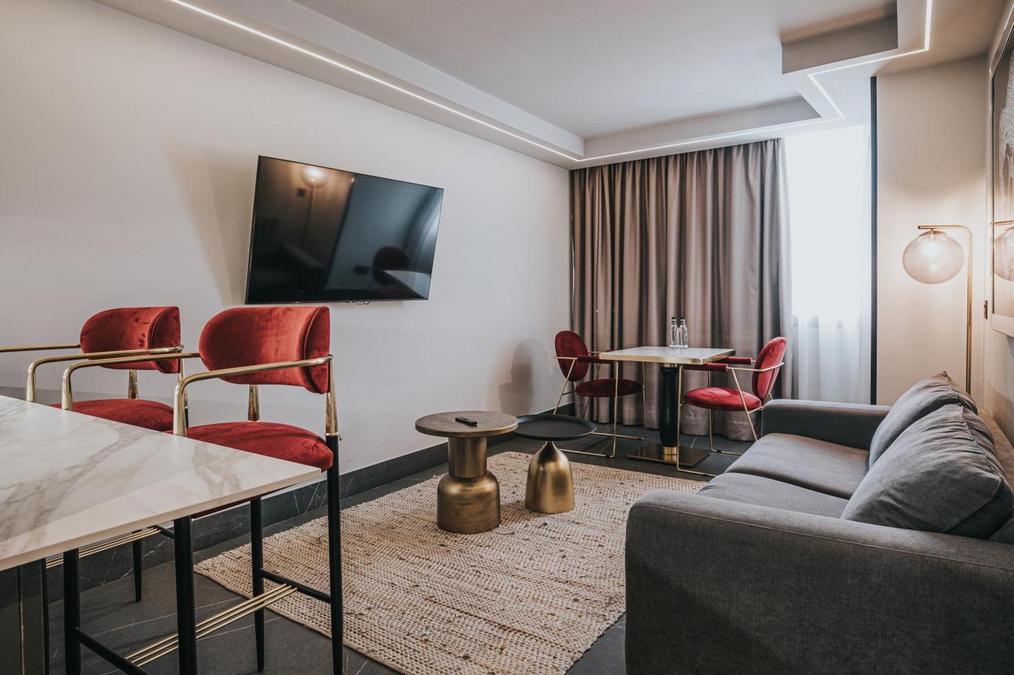 Poem Apartments, Canteras Apartment