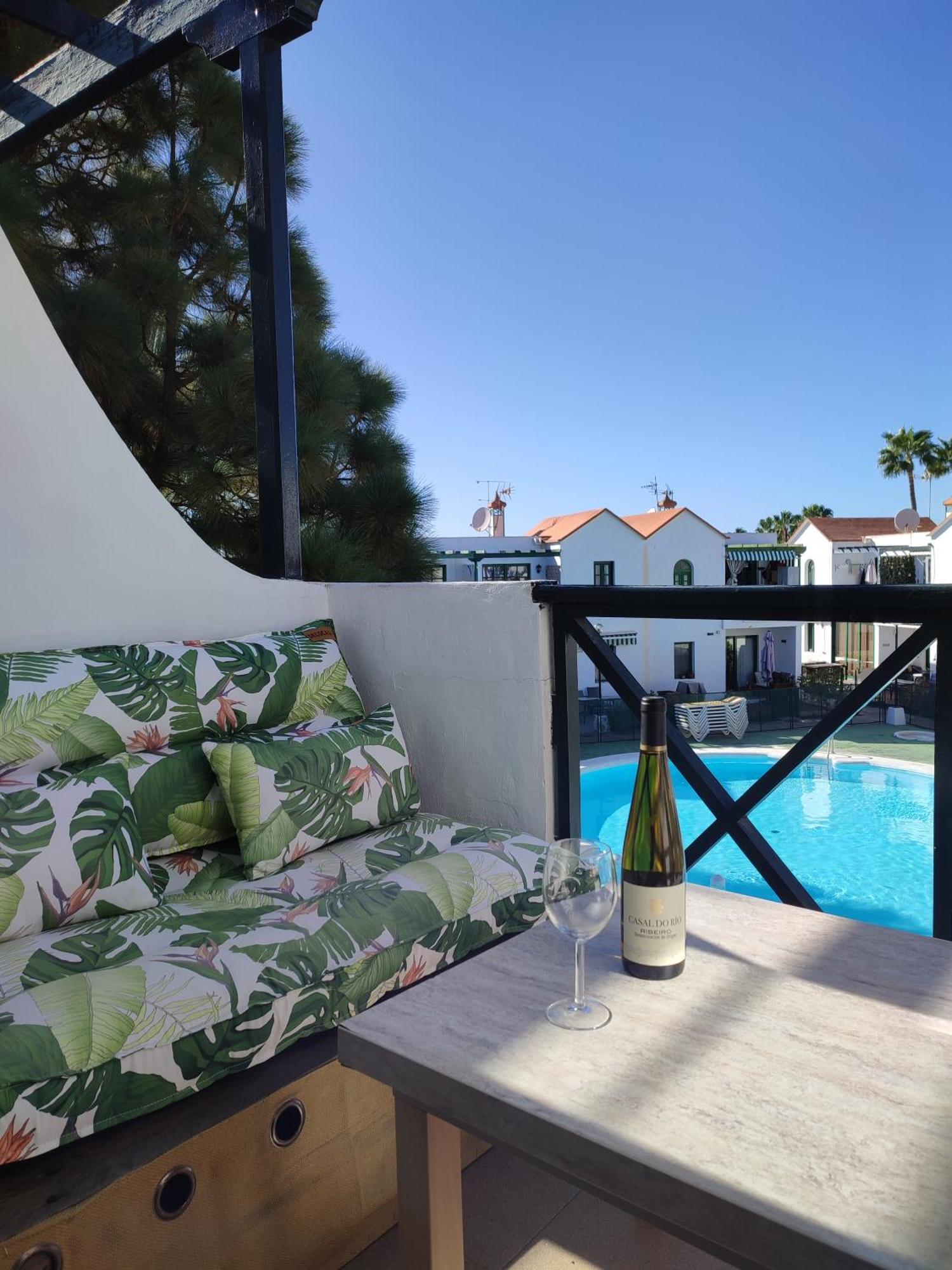 Laura Near Europa Center And Amadores Beach, Free Wifi * Puerto Rico (Gran Canaria)