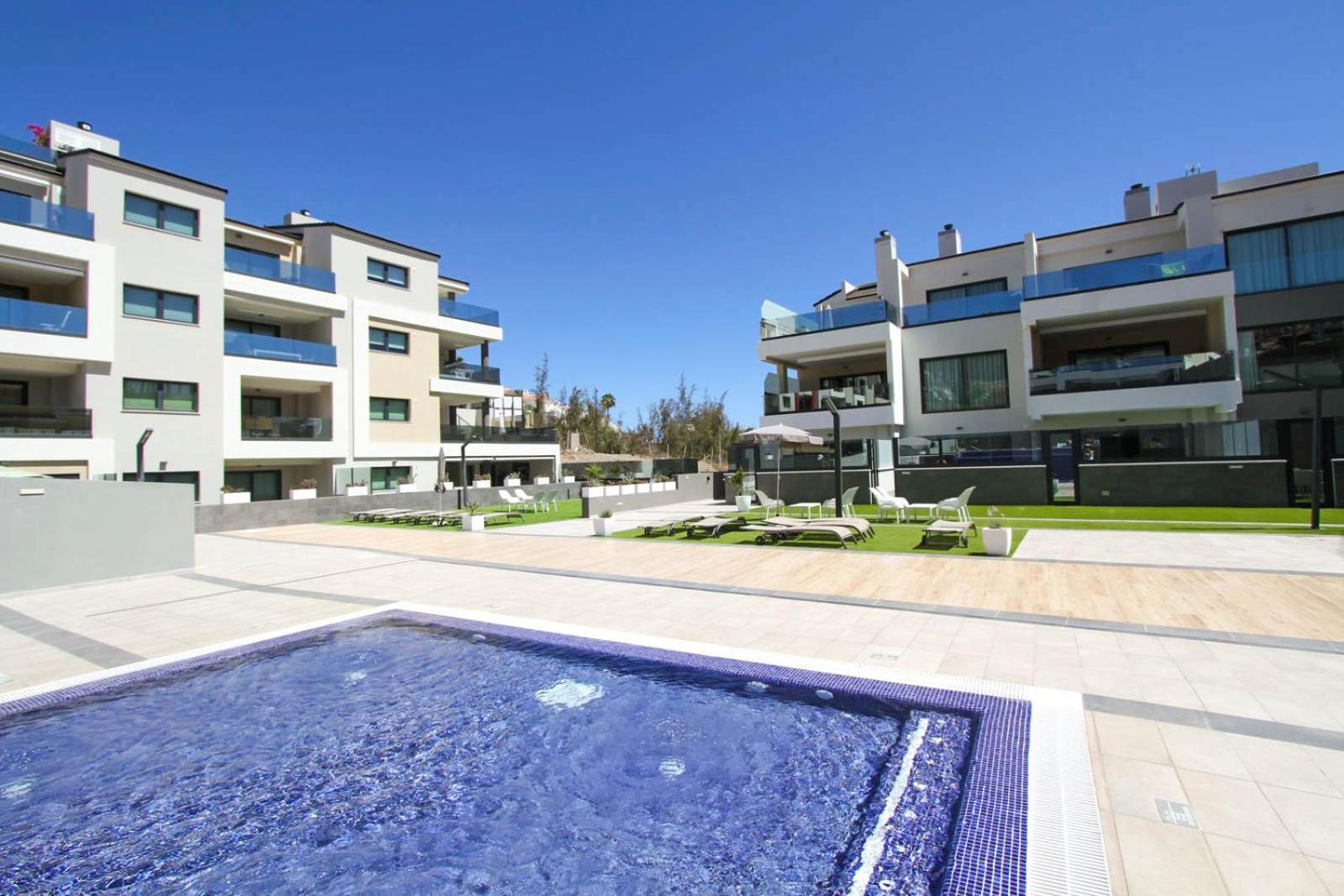 Appartement Sydenbygg *