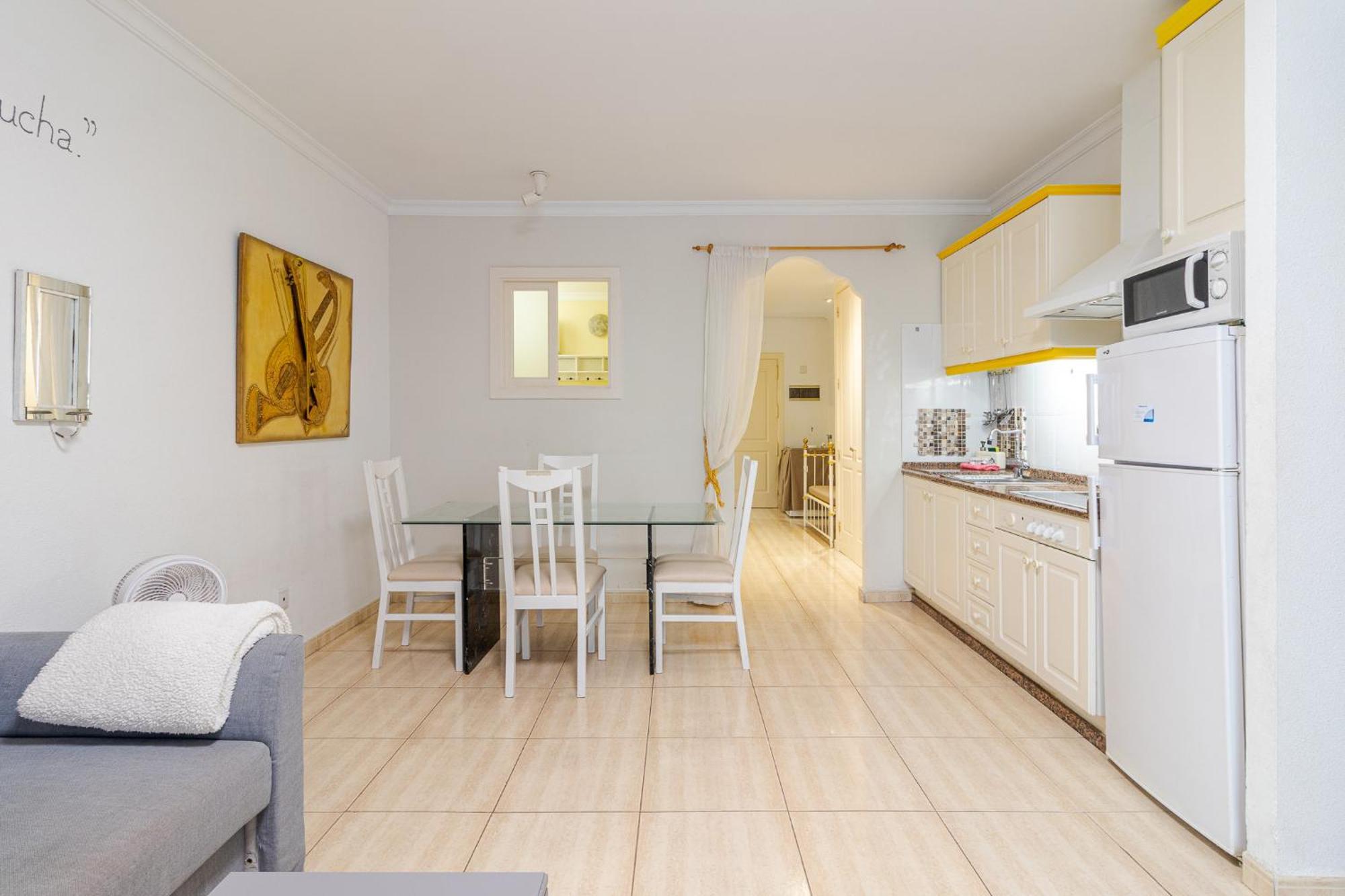 Flatguest - Flat With Art Apartamento *
