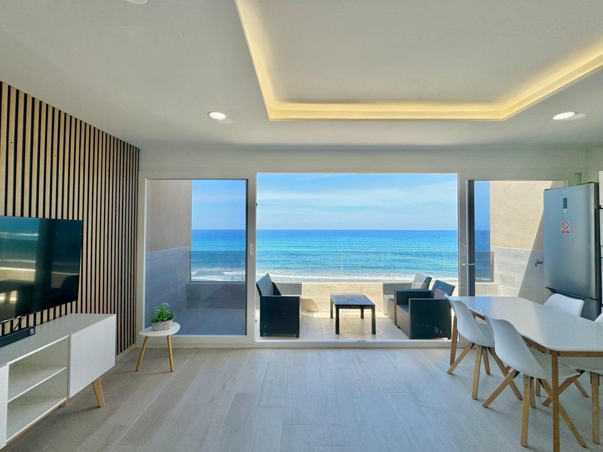 Atico Vistas Mar Playa Canteras Apartment