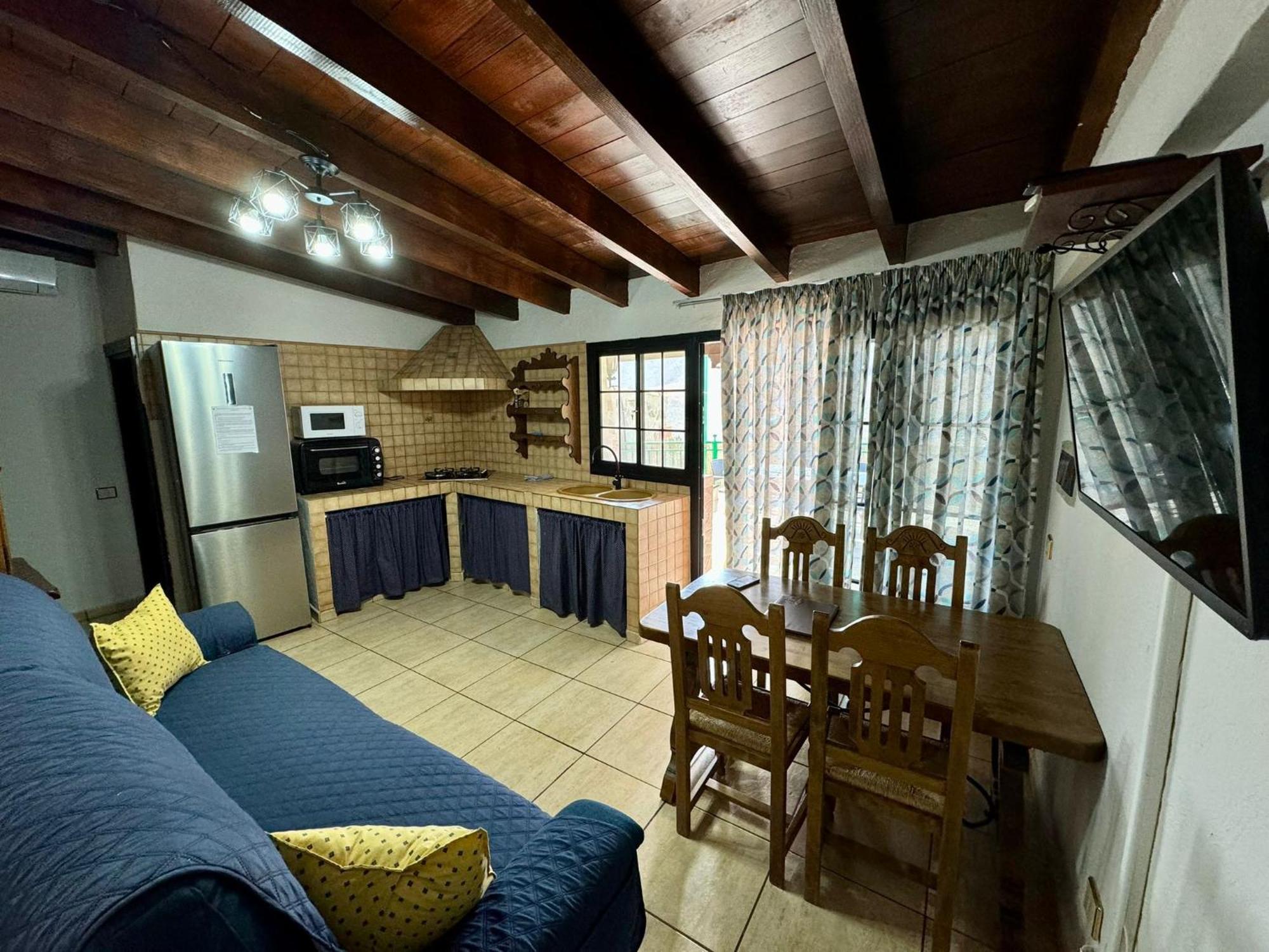 Tomas Y Puri Appartement Fátaga
