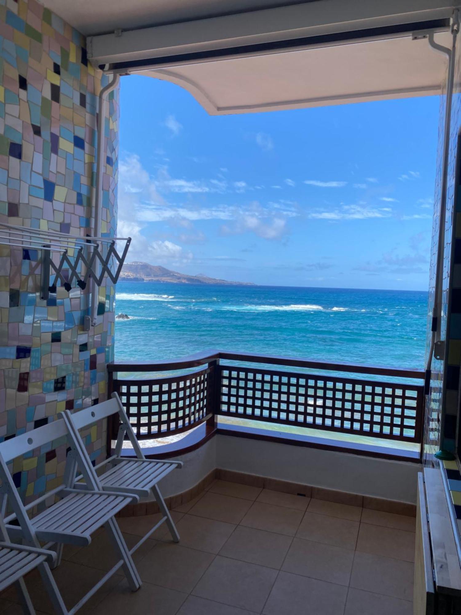Estudio Luminoso, Primera Linea De Playa De Canteras *