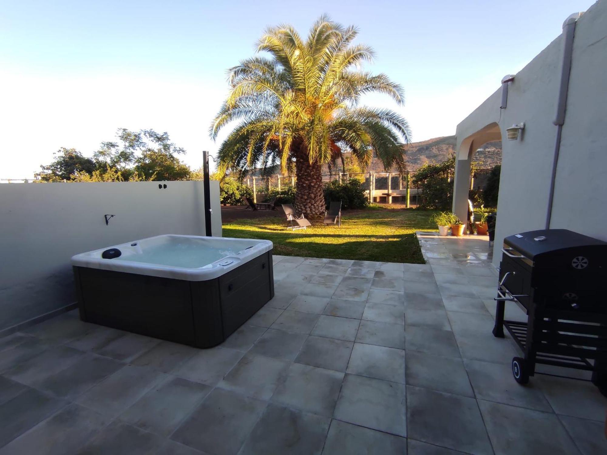 Gran Canaria Completely Renovated With Jacuzzi Landhaus Valsequillo de Gran Canaria