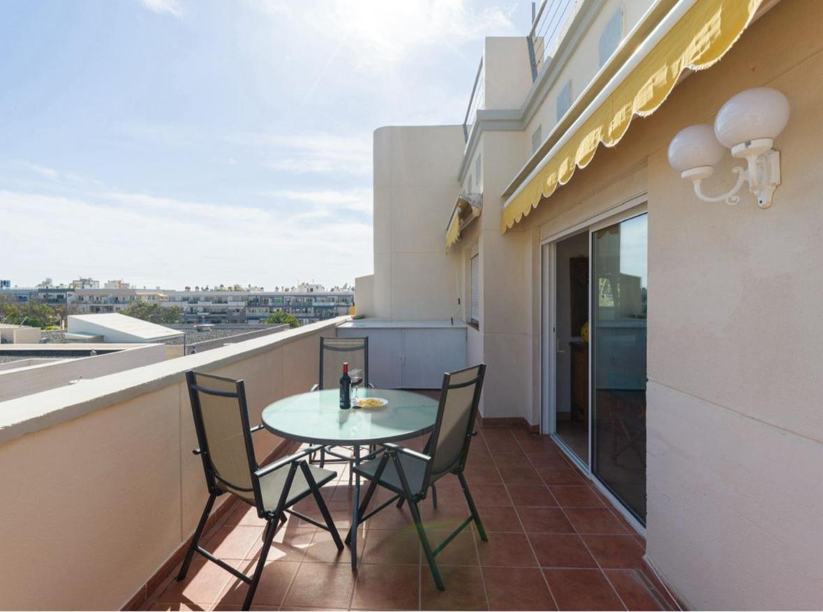 Apartment Big & Quiet Close To The With Elevator *
