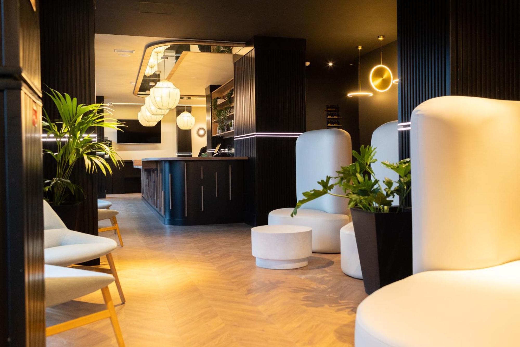 Puerto De La Luz By Pierre & 3*