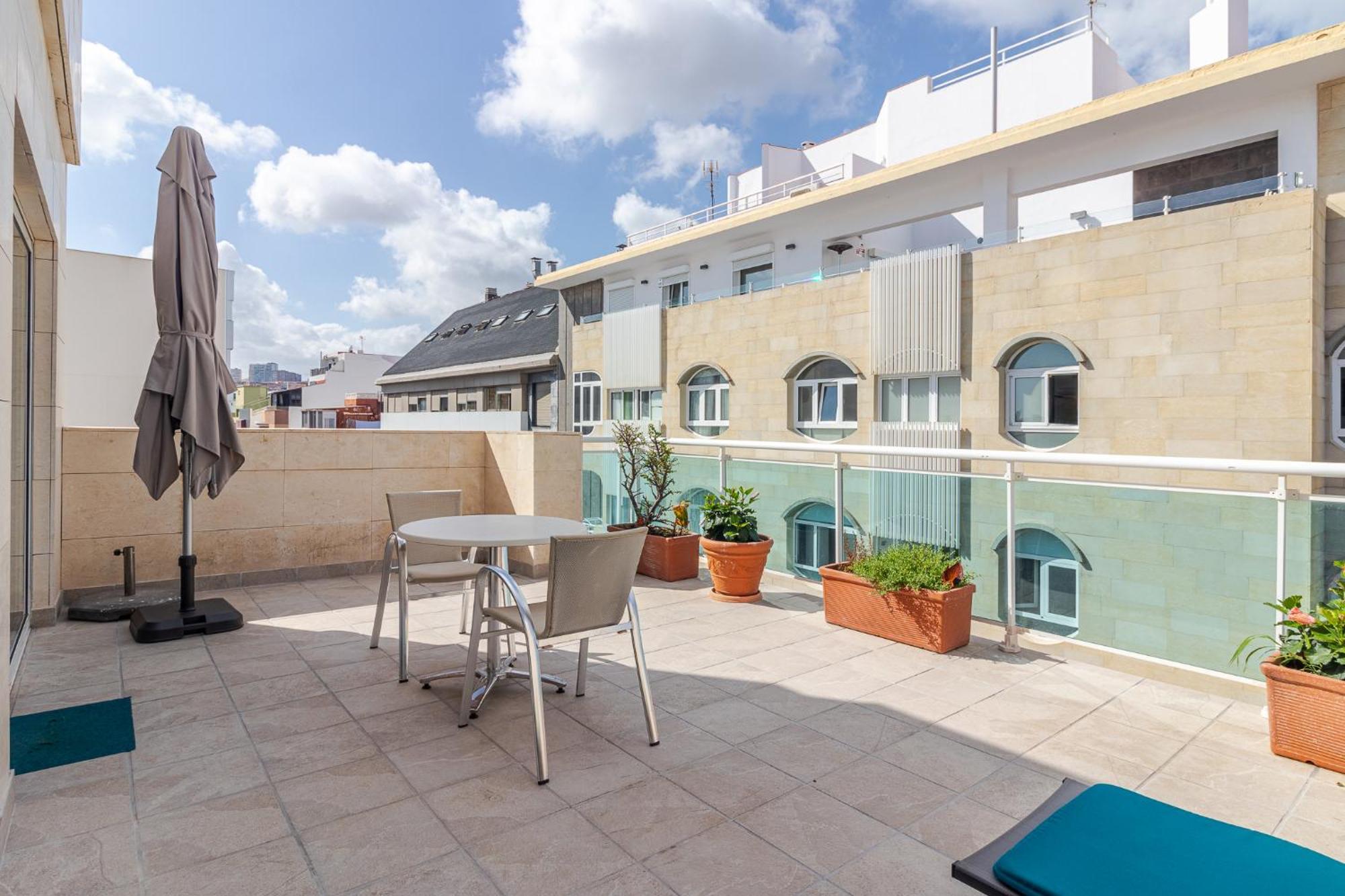 Espectacular Atico Con Terraza A 50 Mt Playa Canteras *