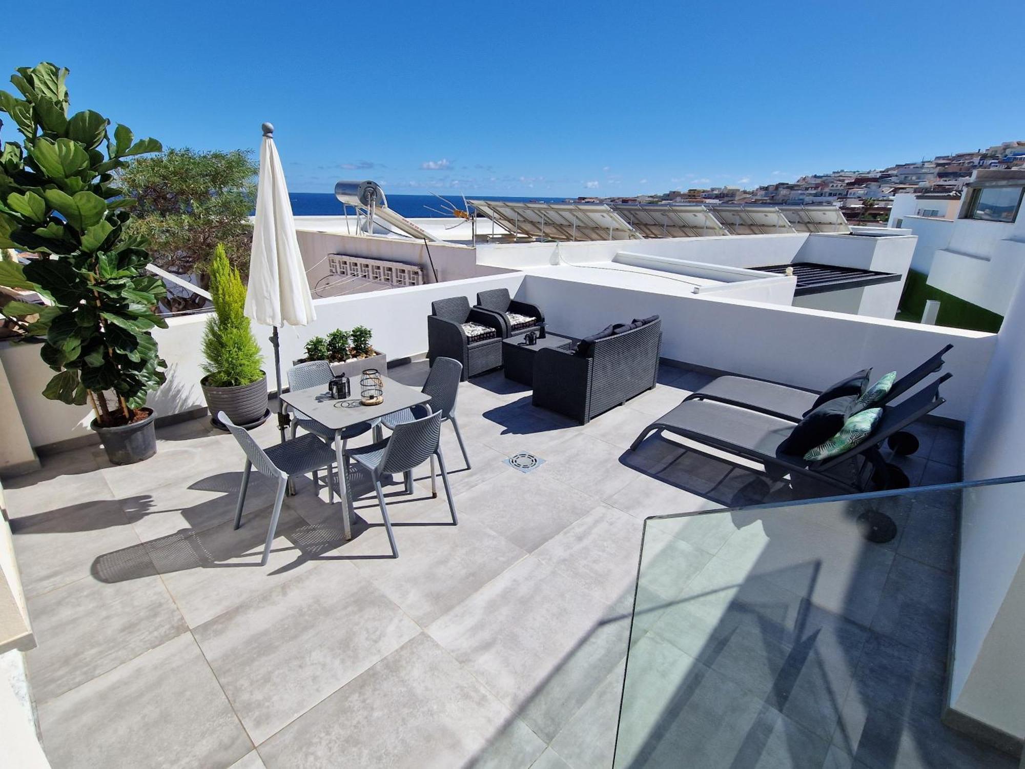 Ocean Surf Apartment *