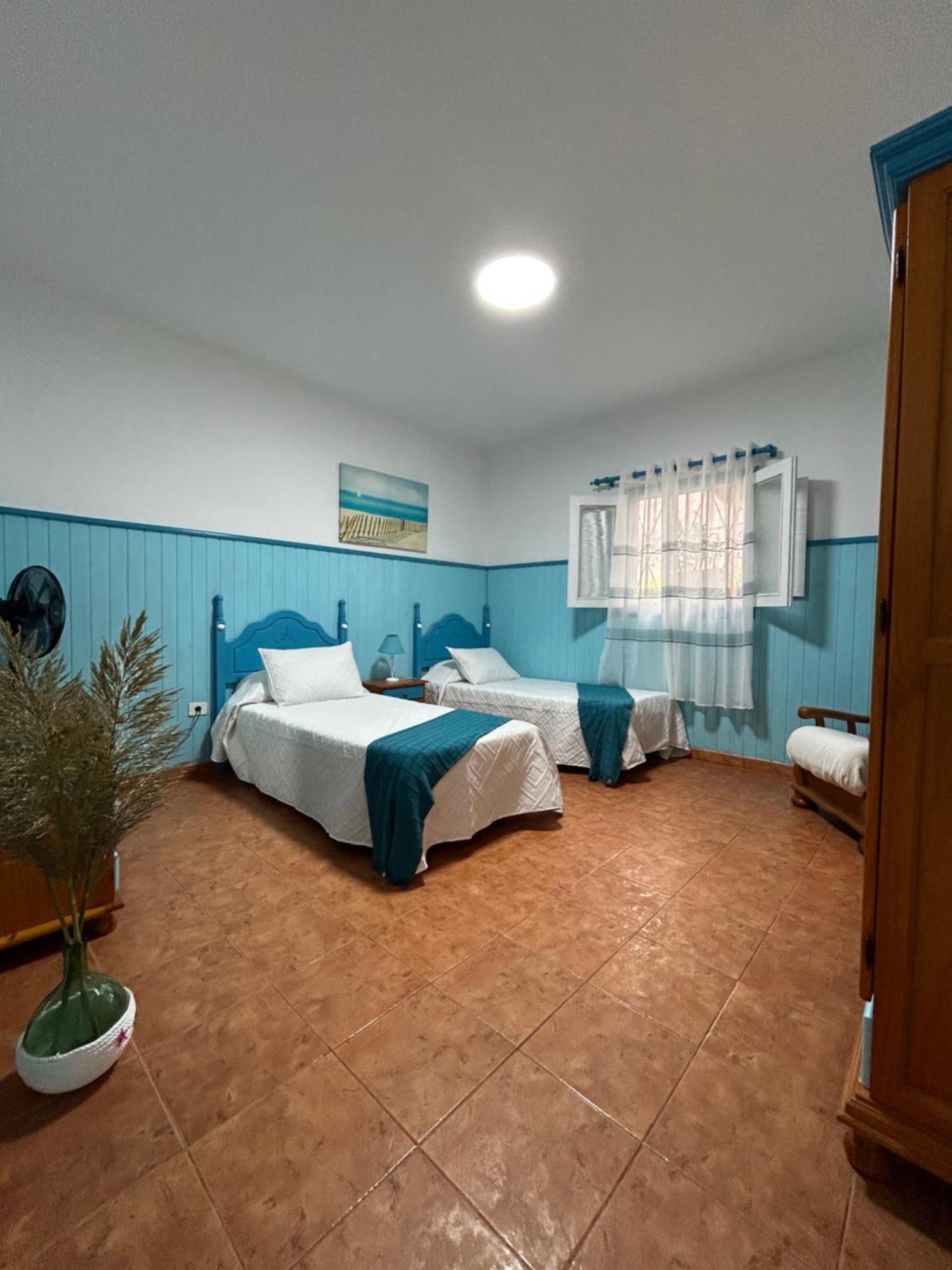 Apartaments Buen Leon * Playa de Tasarte