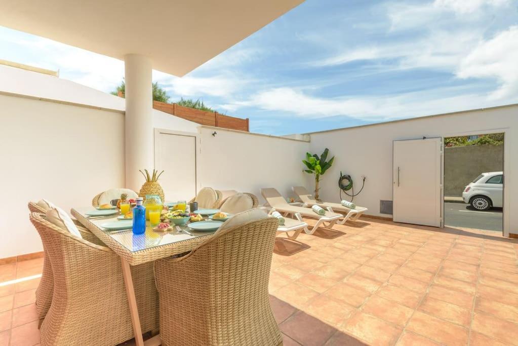Villa Con Piscina En La Playa *