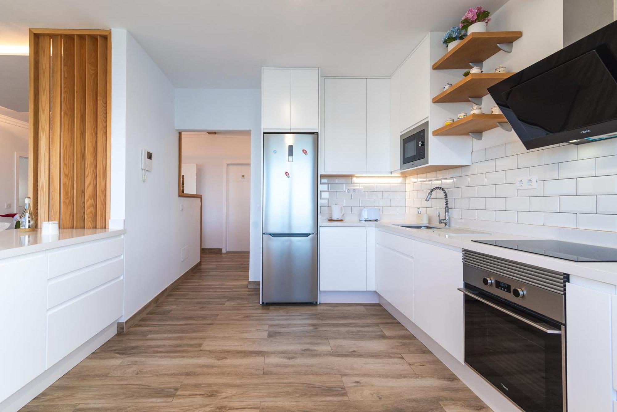 Home2book Seafront Haven With Views, Apartment