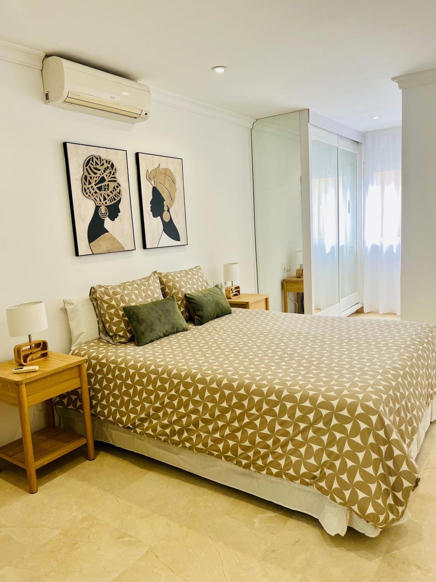 Sunset Ocean View Apartment