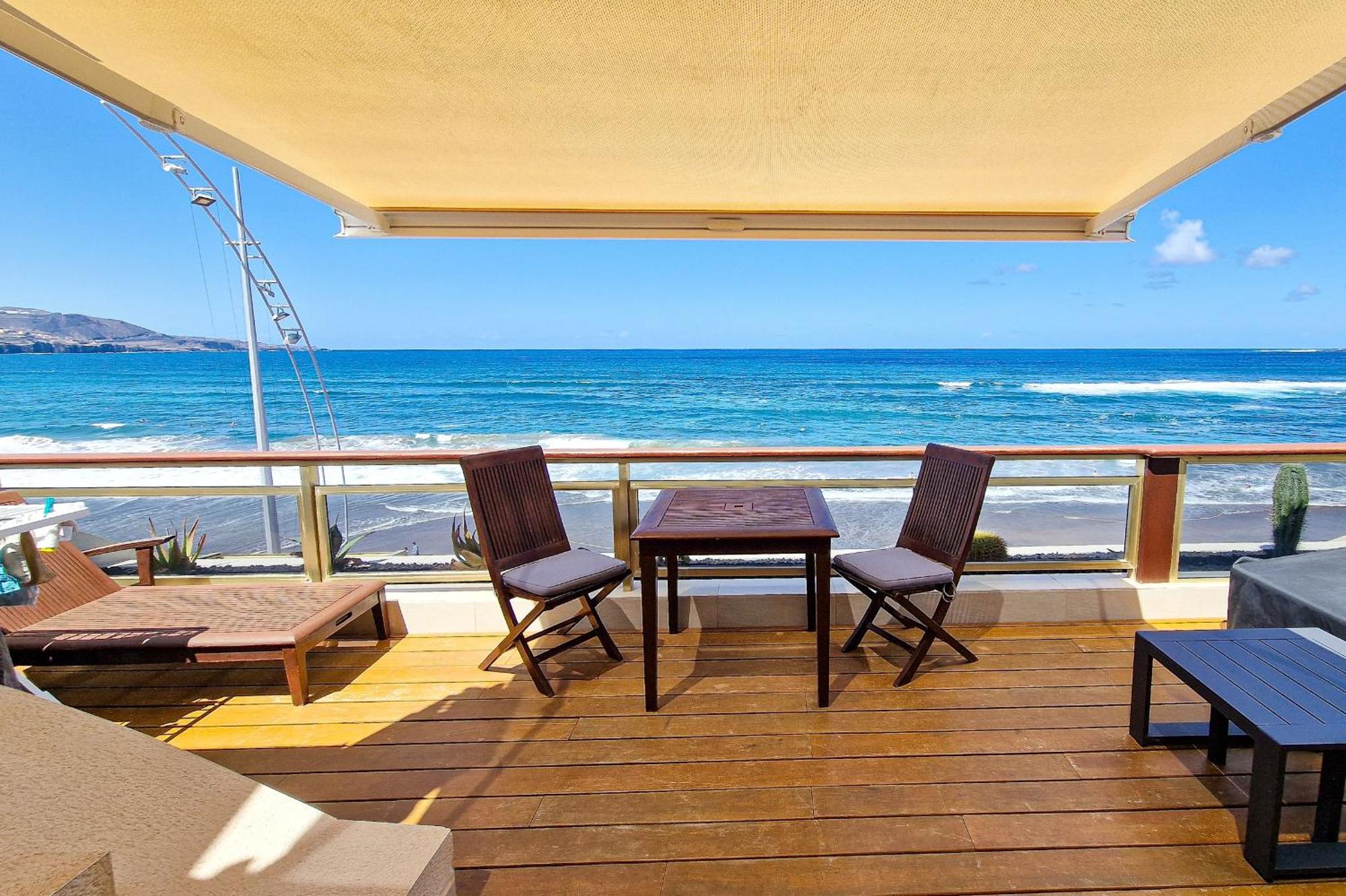 Fabulous Canteras First Beachfront *