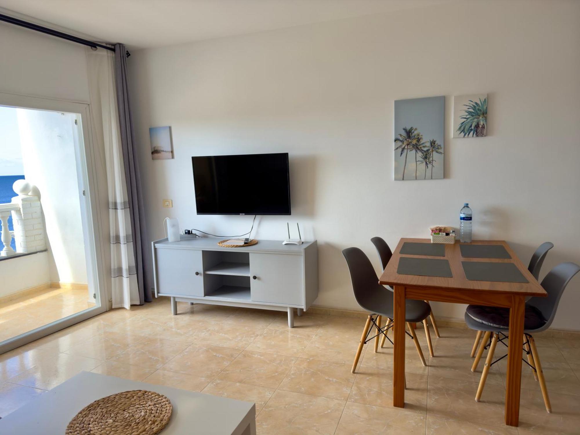 Sunset Apartment *