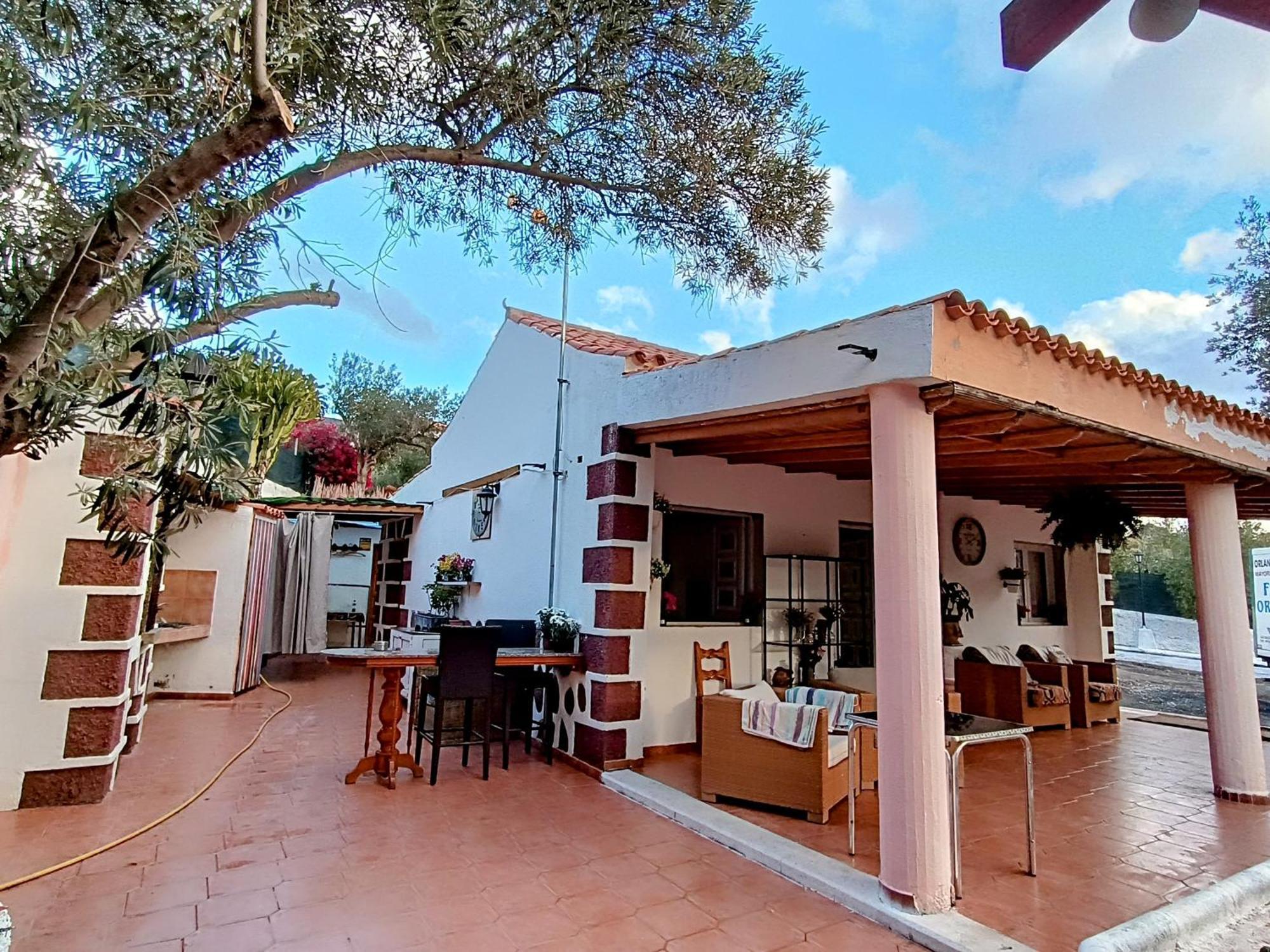 La Casa De La Pradera Bed & Breakfast