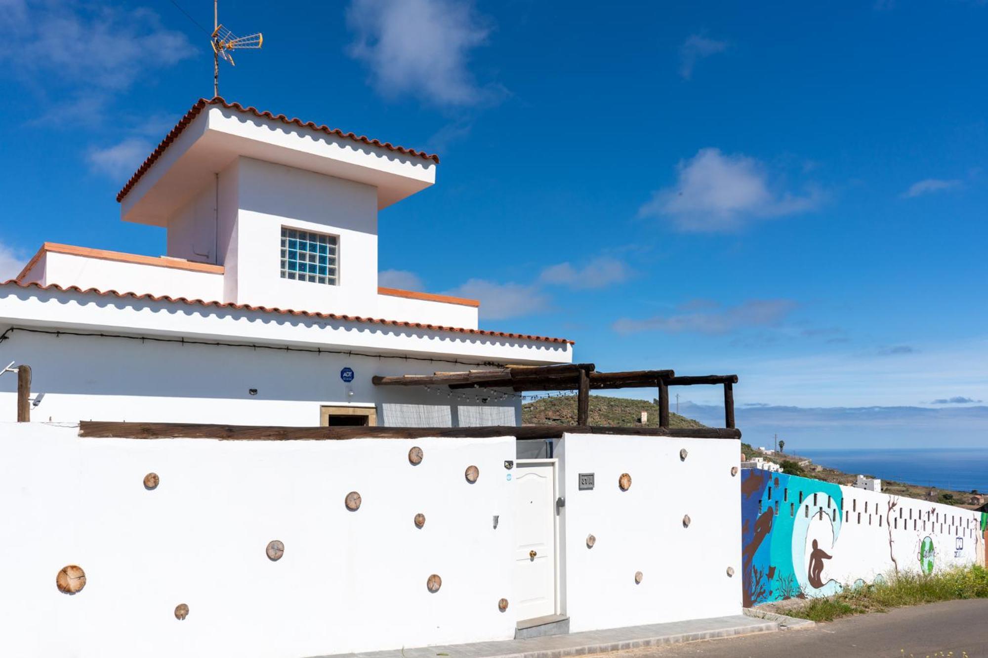 Villa Dejablue. Rural Junto Al Mar Y La Montaña *