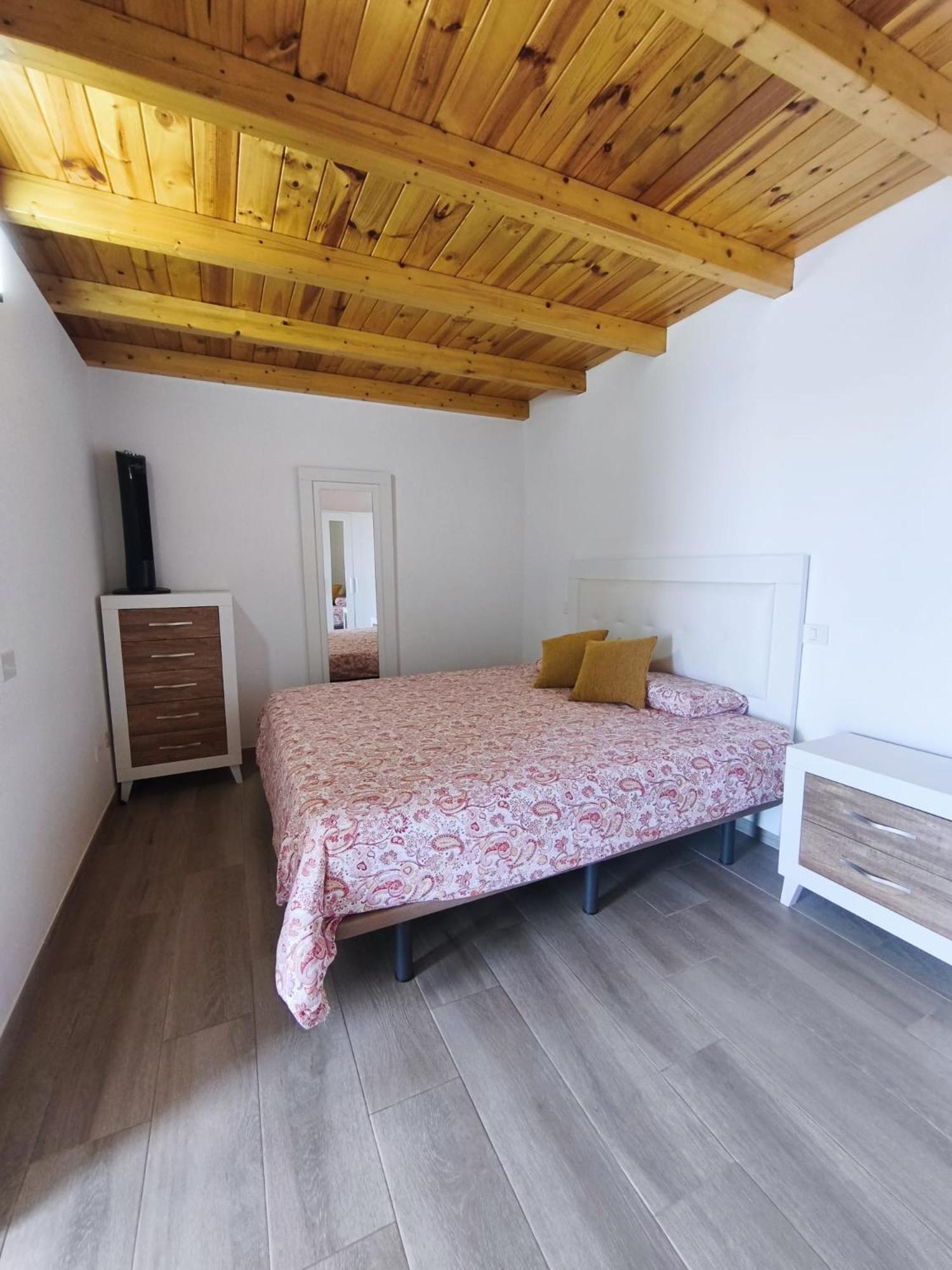Salinas Apartment