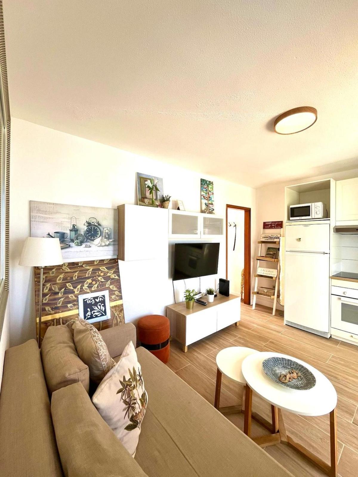 Apartment With Fantastic Views Close To The
