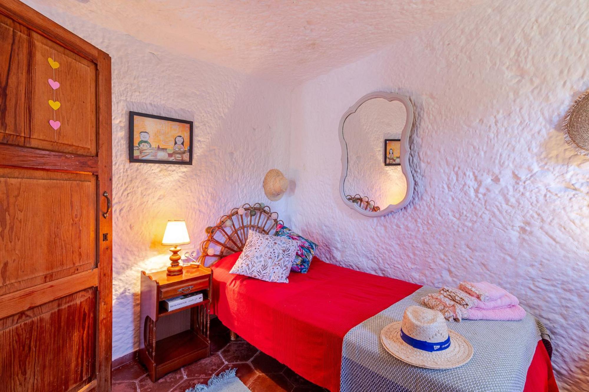 Cuevas La Solana Luxury tent