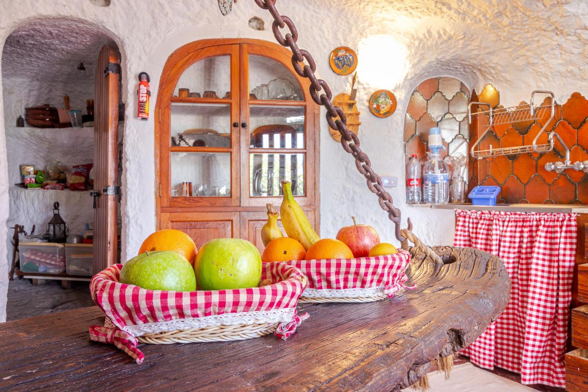 Luxury tent Cuevas La Solana *