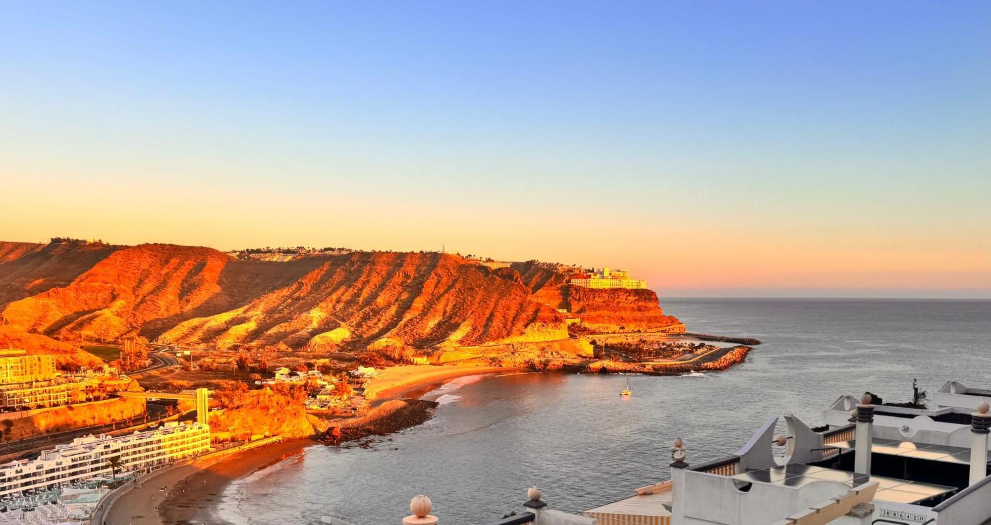 Atlantic Ocean & Views - Playa Del Cura *